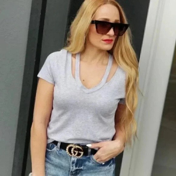 3 Color Choices Pink, gray or Blue Tee - Picture 2 of 4